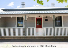 Red Door Cottage Heritage Home Heart of Orange